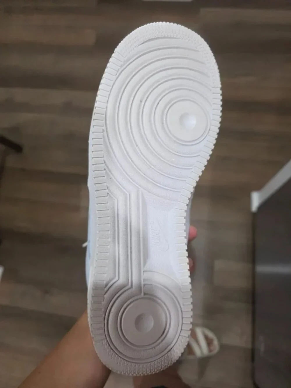 Nike Air Force 1 Low '07 Triple White Size 8.5M / 10W CW2288-111
